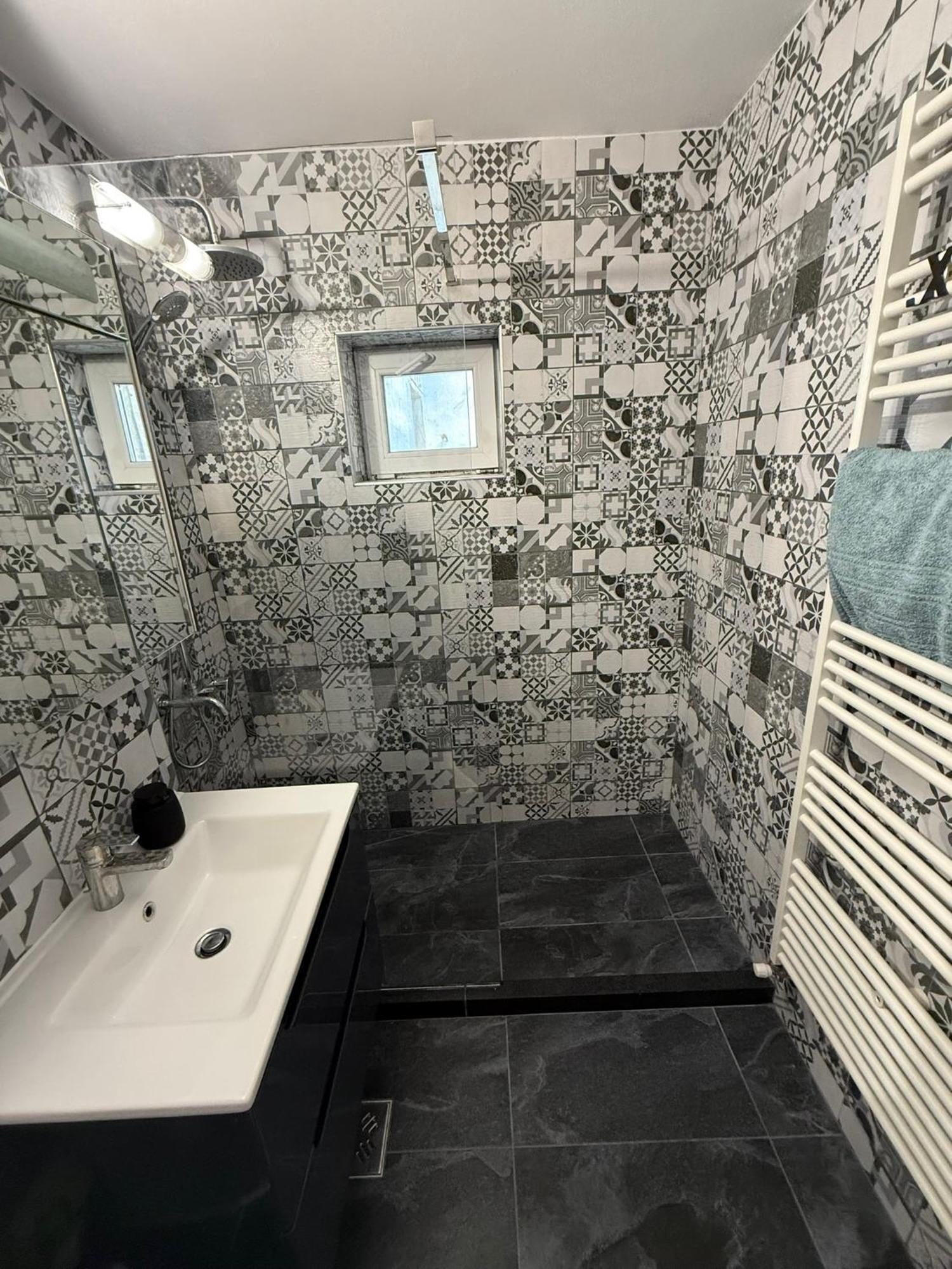 Apartament Cozy Dragasani エクステリア 写真